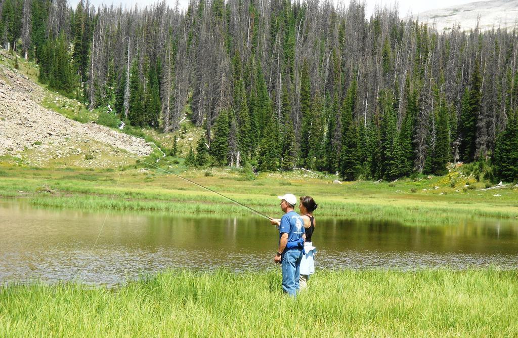Medicine Bow Lodge Tenmile Екстер'єр фото