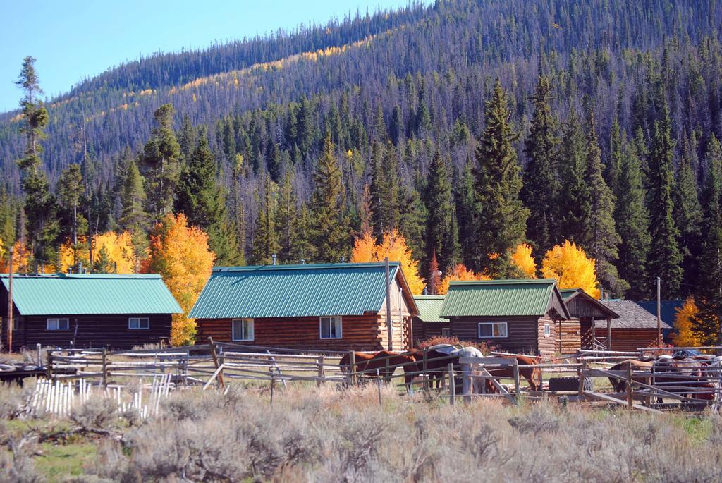 Medicine Bow Lodge Tenmile Екстер'єр фото