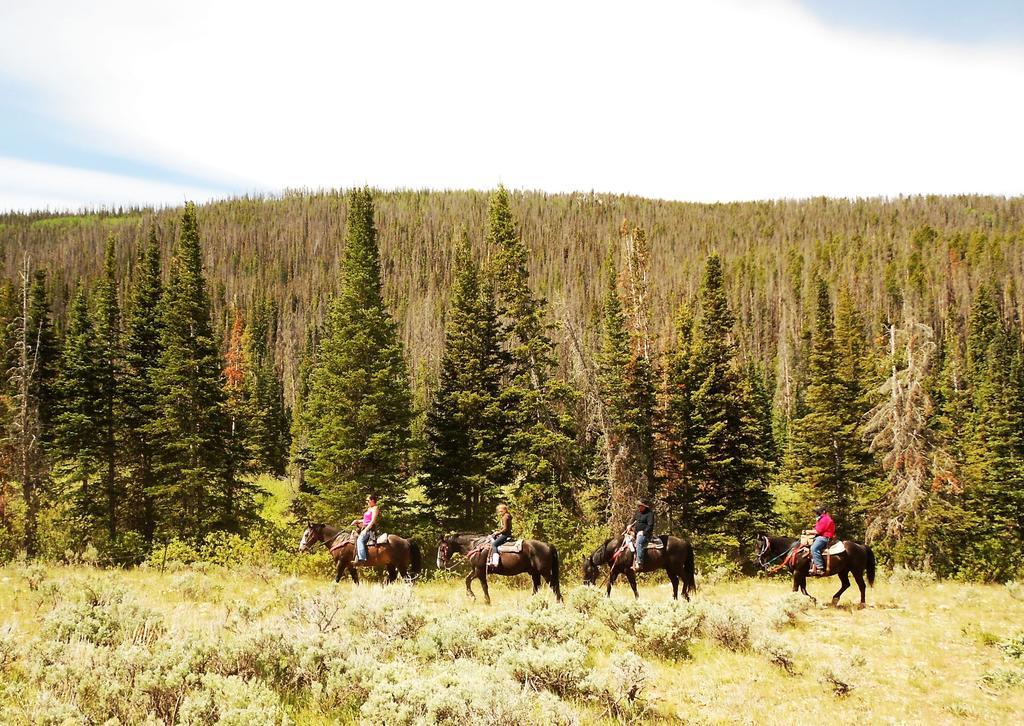 Medicine Bow Lodge Tenmile Екстер'єр фото