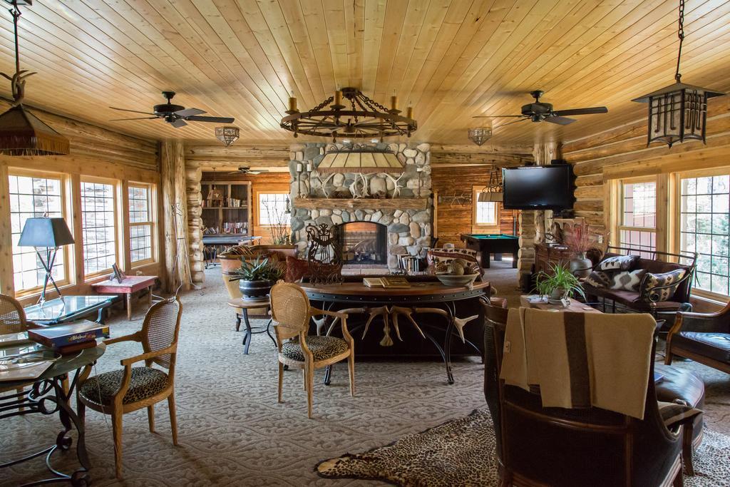Medicine Bow Lodge Tenmile Екстер'єр фото